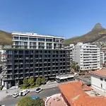 Flamingo 705 - Sea Point Studio Aprt