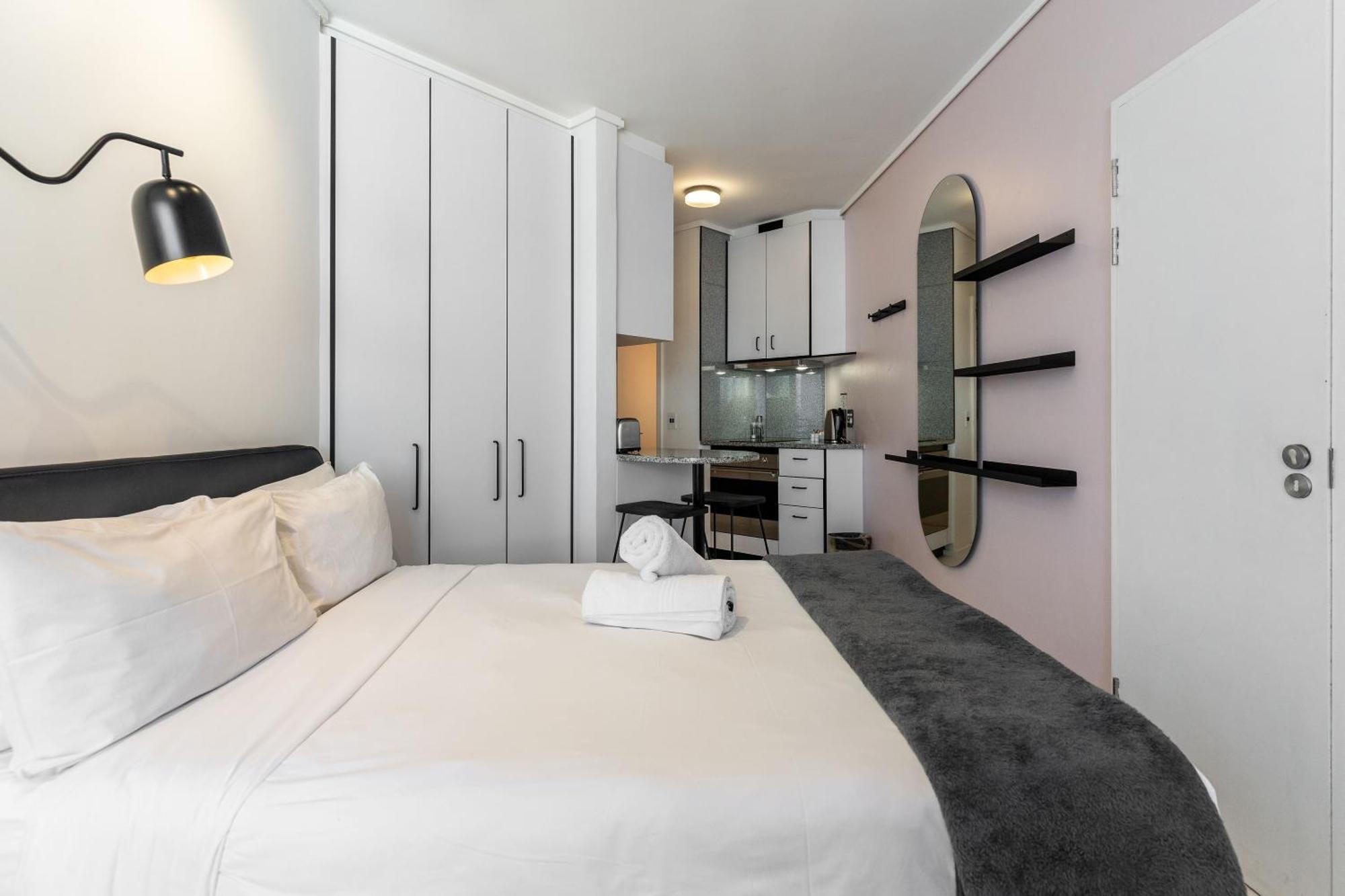 Flamingo 705 - Sea Point Aprt Apartment *